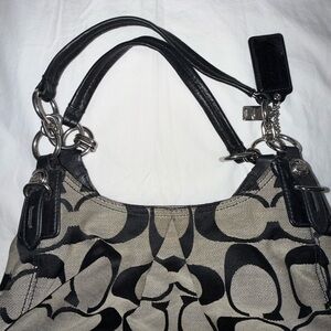 Coach Black and Cream Shoulder Bag